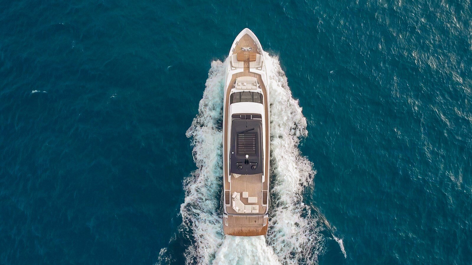 2022 FERRETTI YACHTS 100'