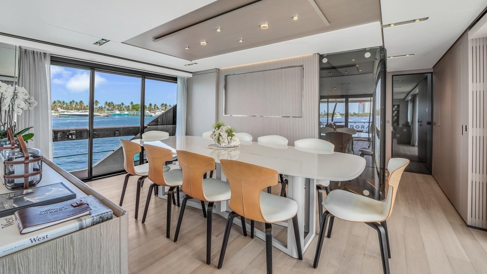 2022-ferretti-yachts-98-10-ca1a51