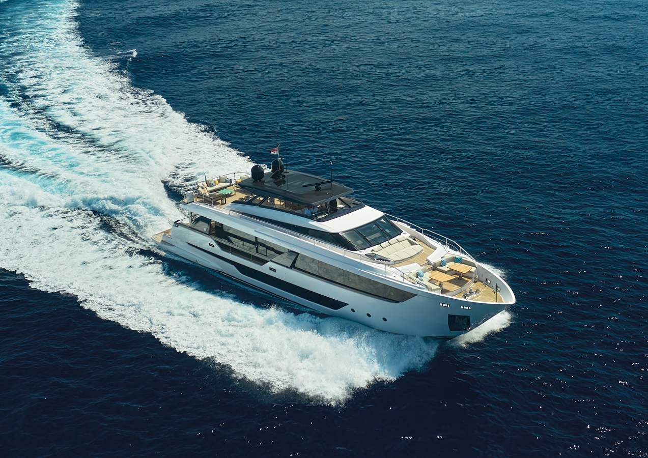 2022-ferretti-yachts-98-9-931d15