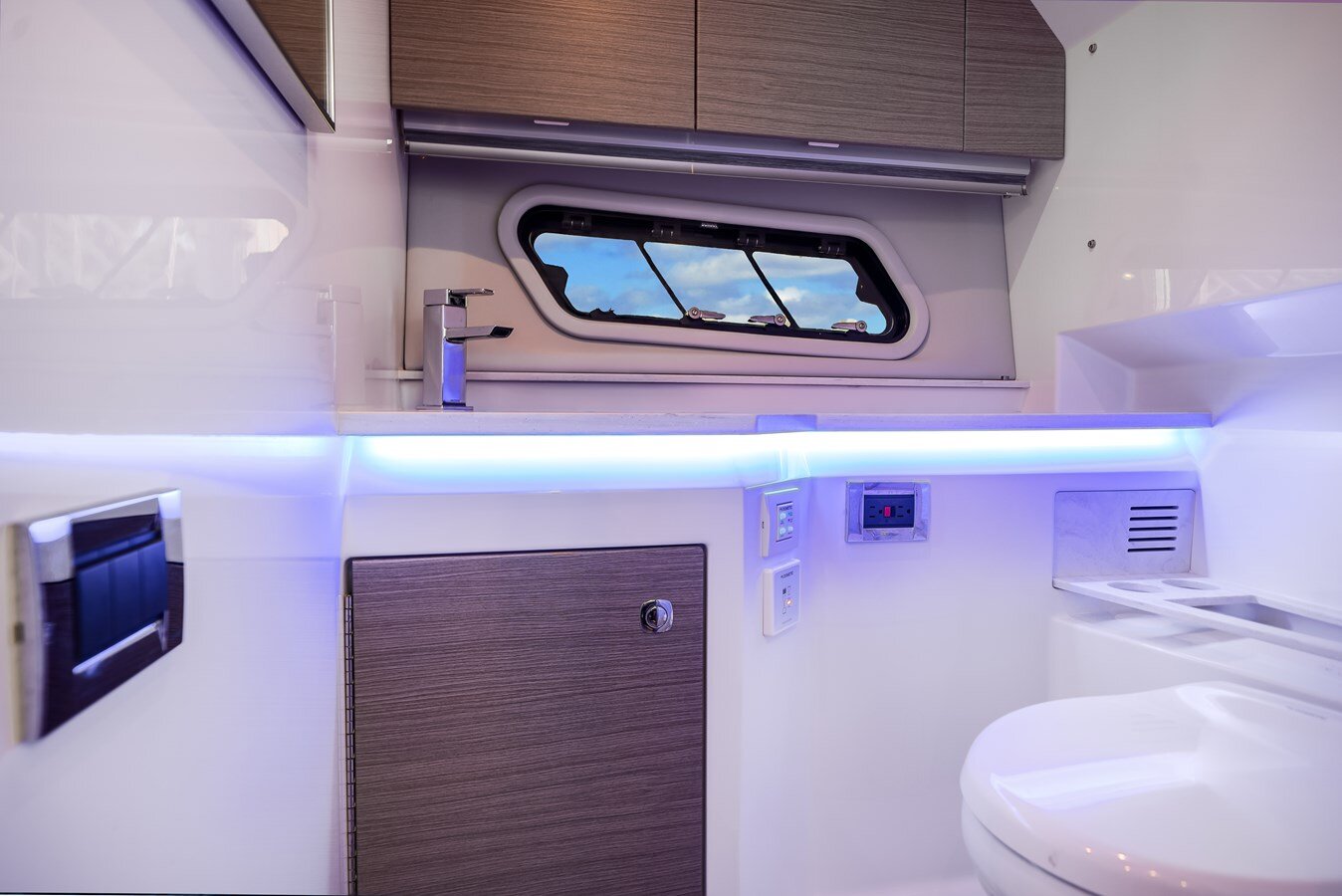 2022-formula-38-0a69b4