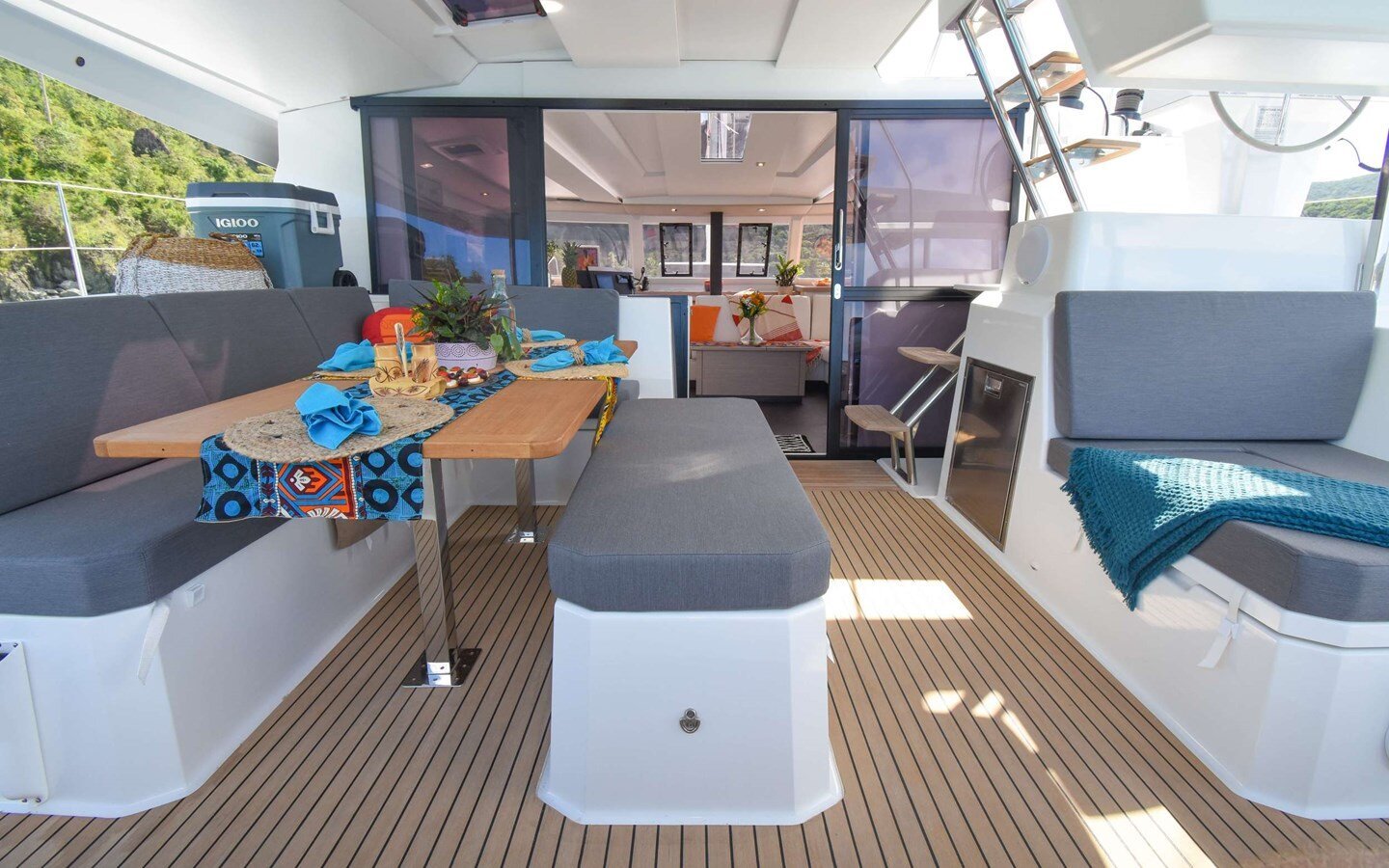 2022-fountaine-pajot-42-d14953