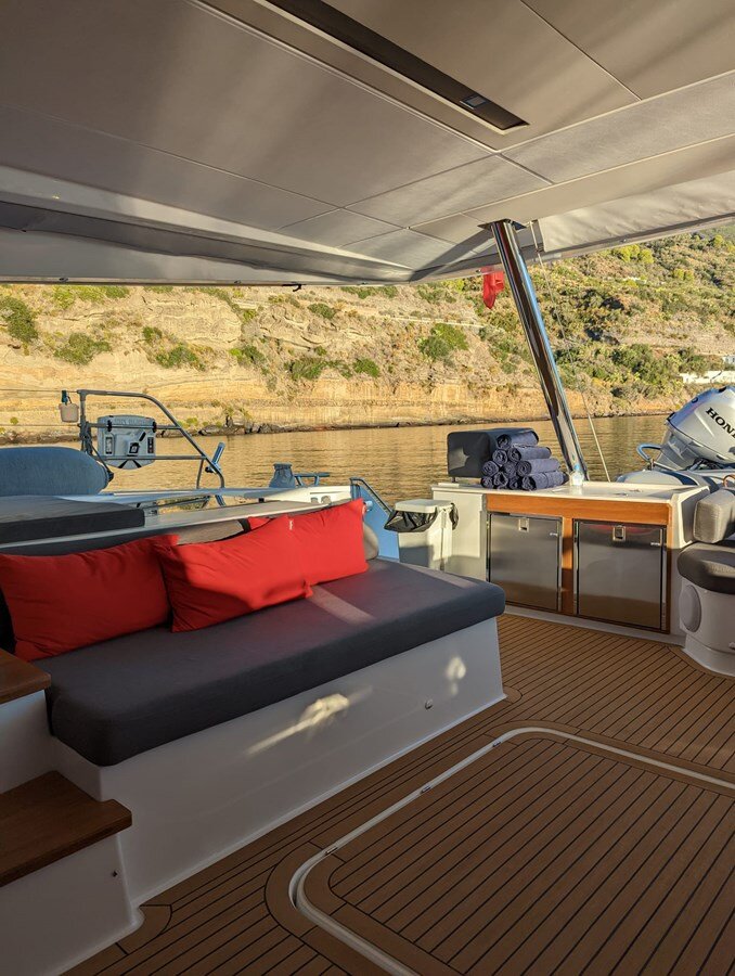 2022-fountaine-pajot-58-11-ef6d6c