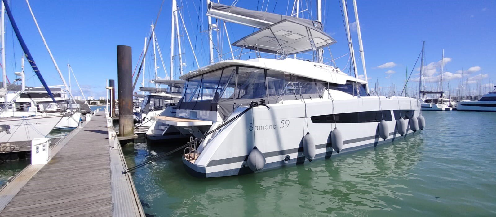 2022-fountaine-pajot-58-11-ef6d6c