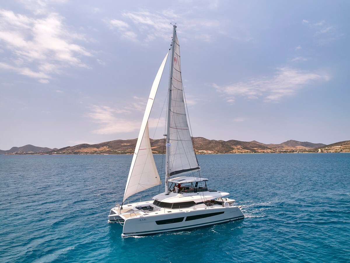 2022-fountaine-pajot-61-8-9e74a8