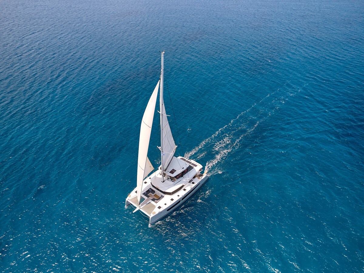 2022-fountaine-pajot-61-8-9e74a8