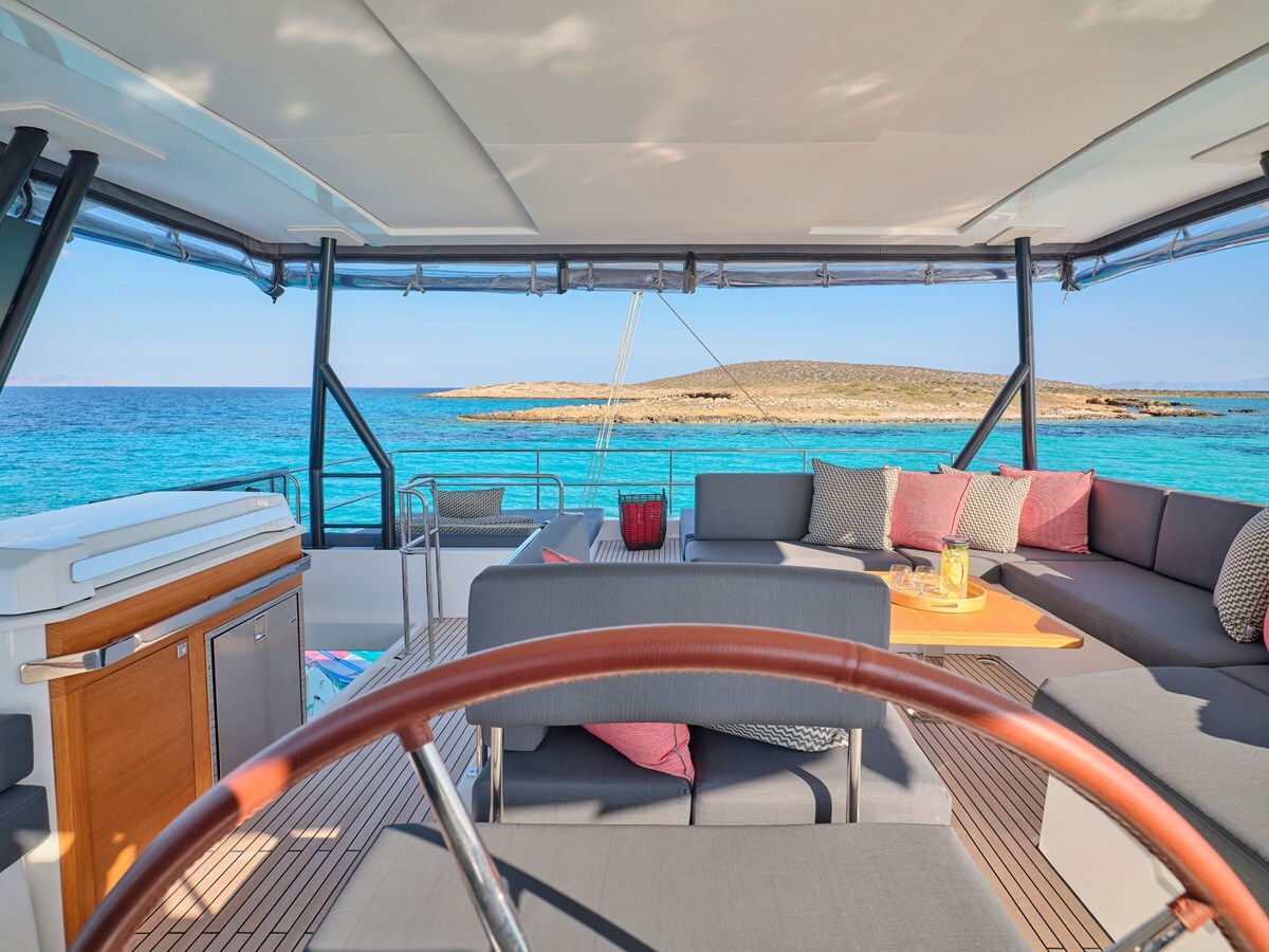 2022 FOUNTAINE PAJOT 61' 8