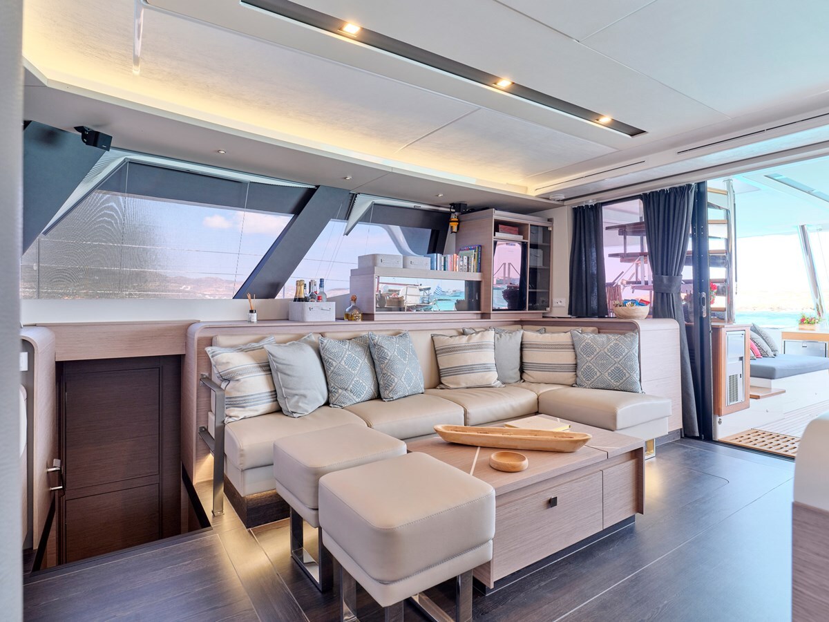 2022 FOUNTAINE PAJOT 61' 8