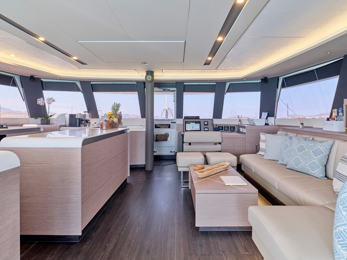 2022 FOUNTAINE PAJOT 61' 8