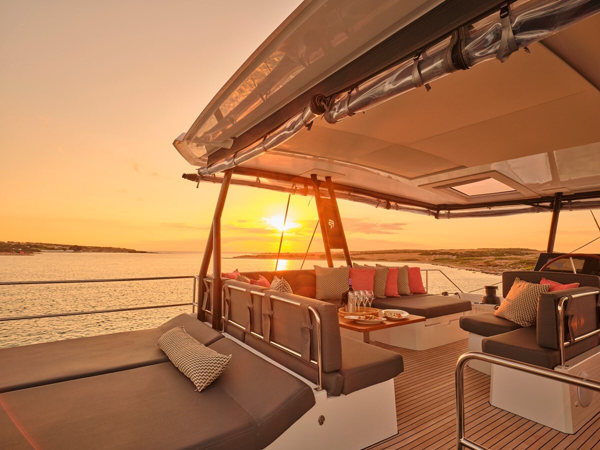 2022 FOUNTAINE PAJOT 61' 8