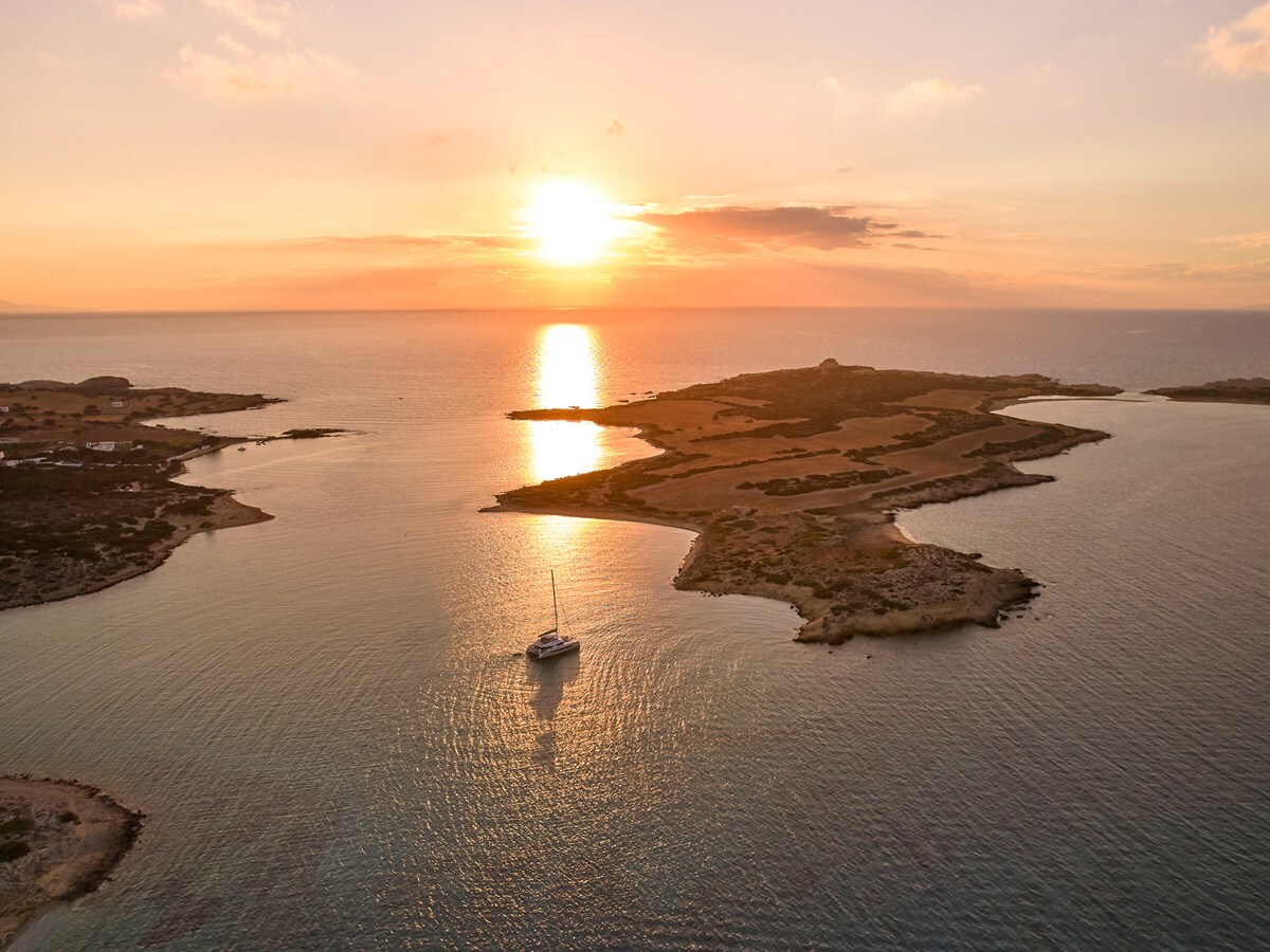 2022 FOUNTAINE PAJOT 61' 8