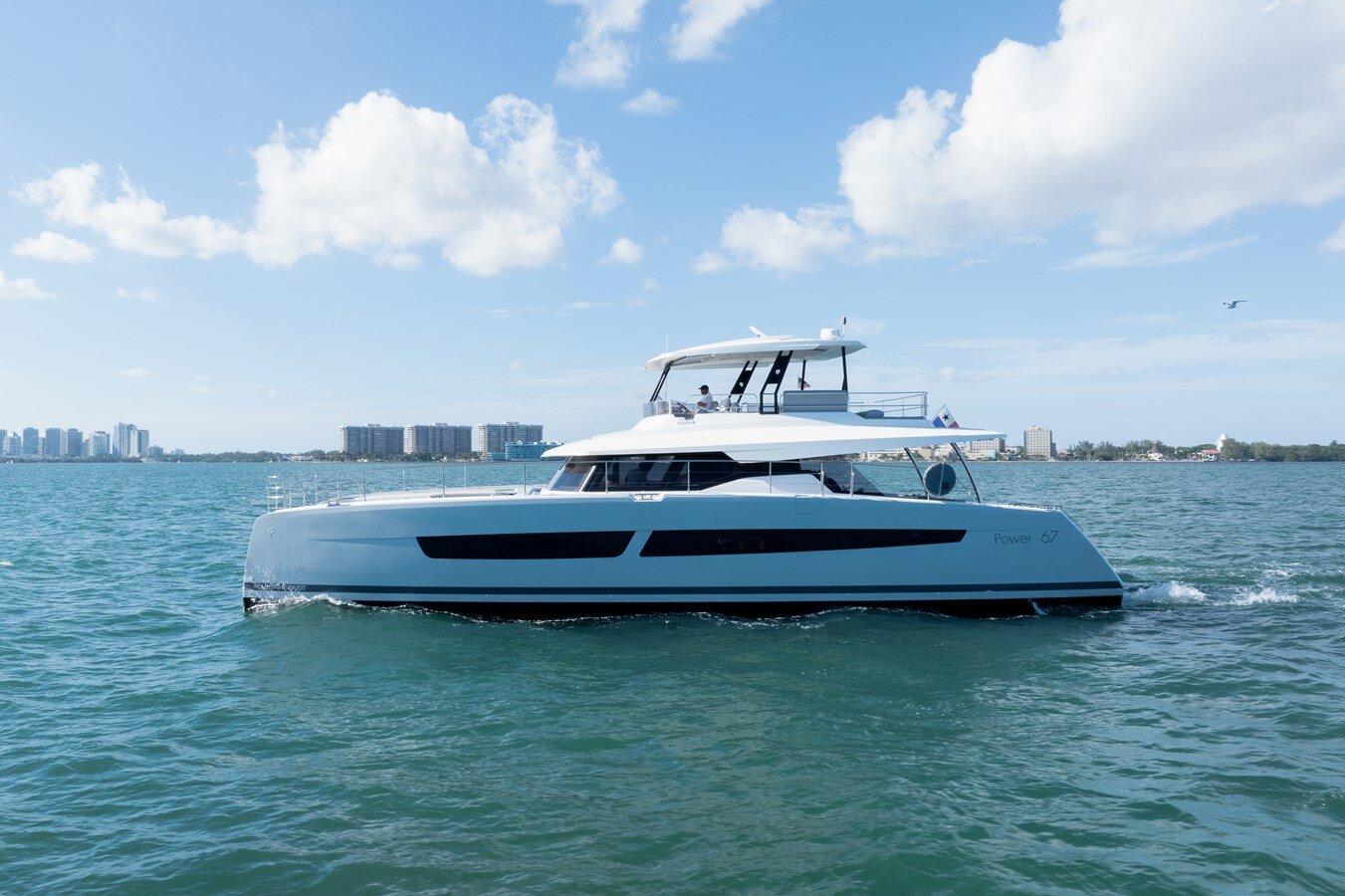2022-fountaine-pajot-64-afc4df
