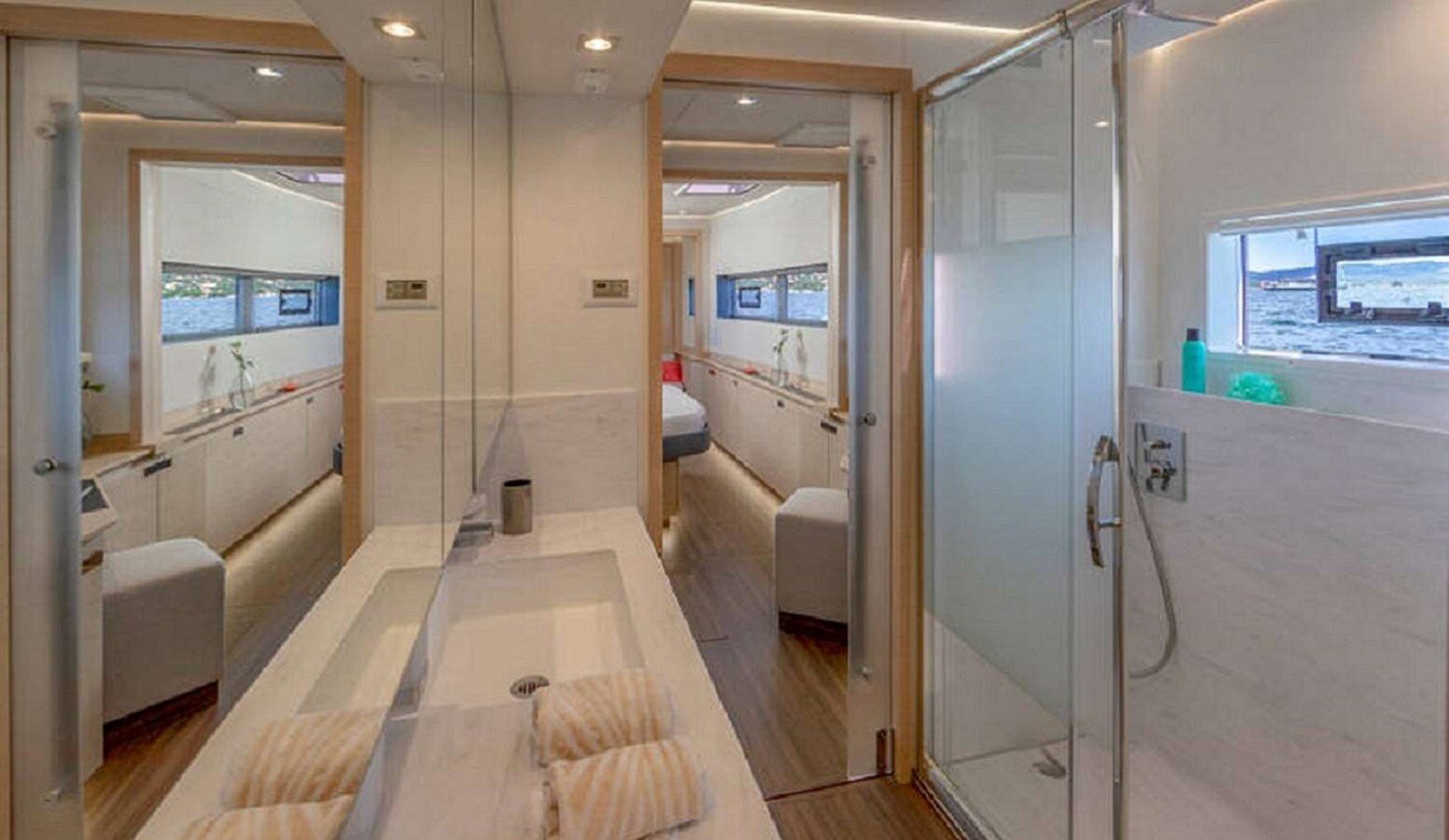 2022 FOUNTAINE PAJOT 66' 10