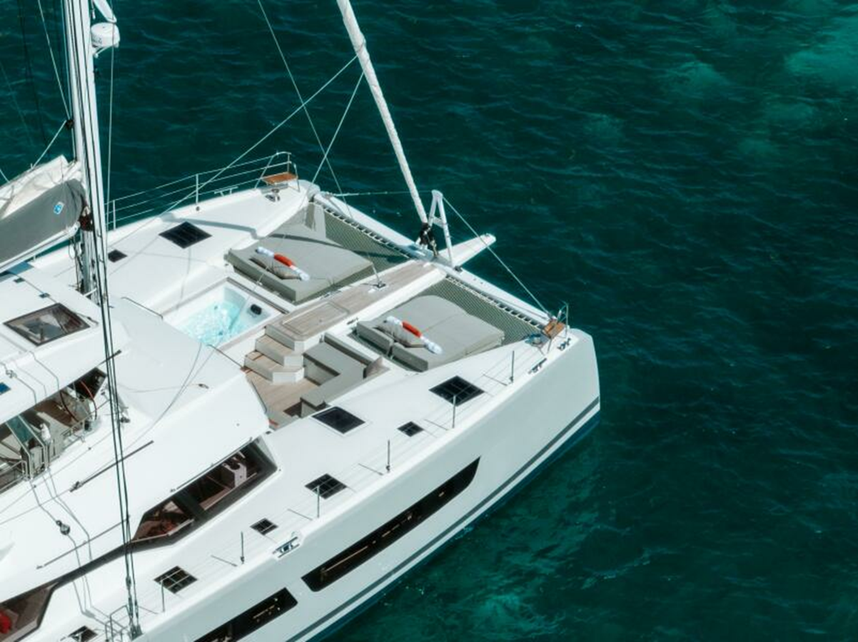 2022-fountaine-pajot-67-3-bb8538