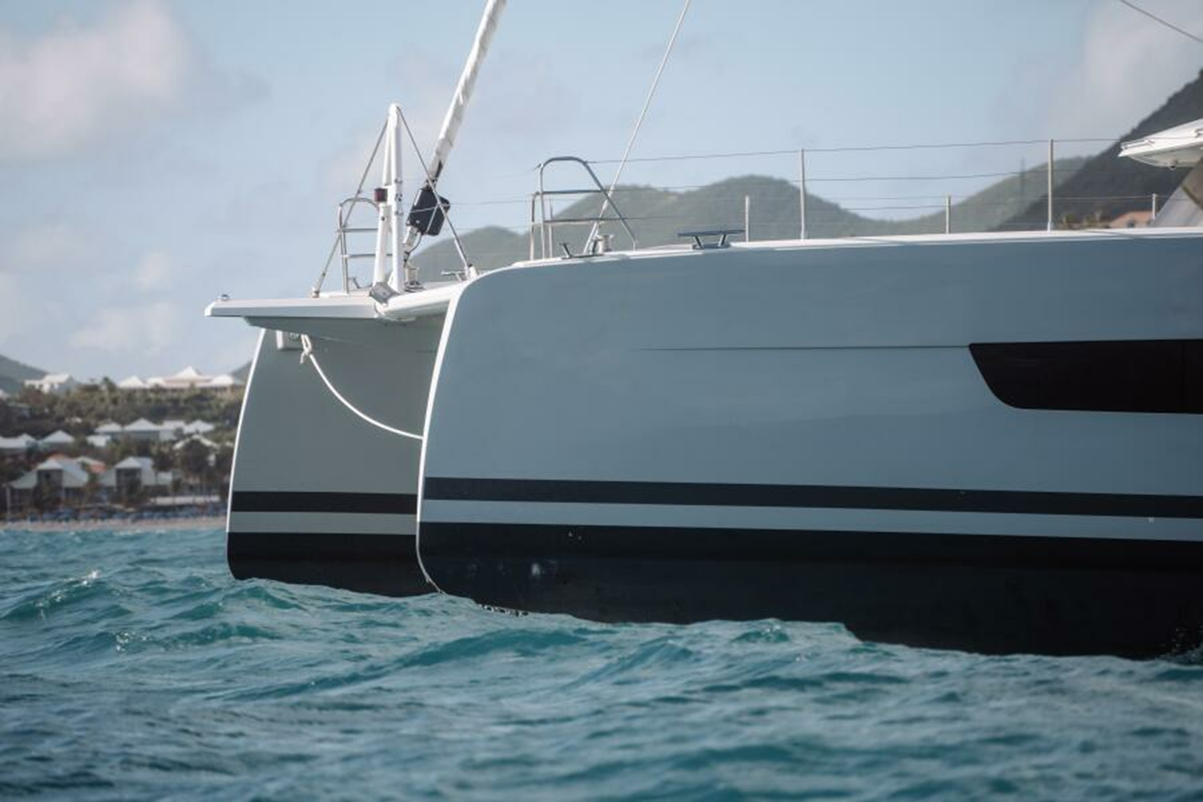 2022-fountaine-pajot-67-3-bb8538