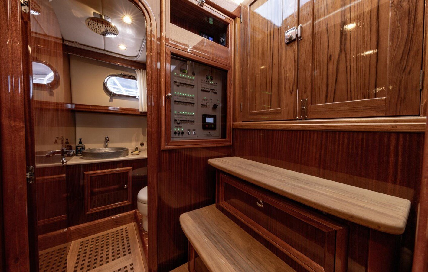 2022-fratelli-aprea-35-9-c1c3f8