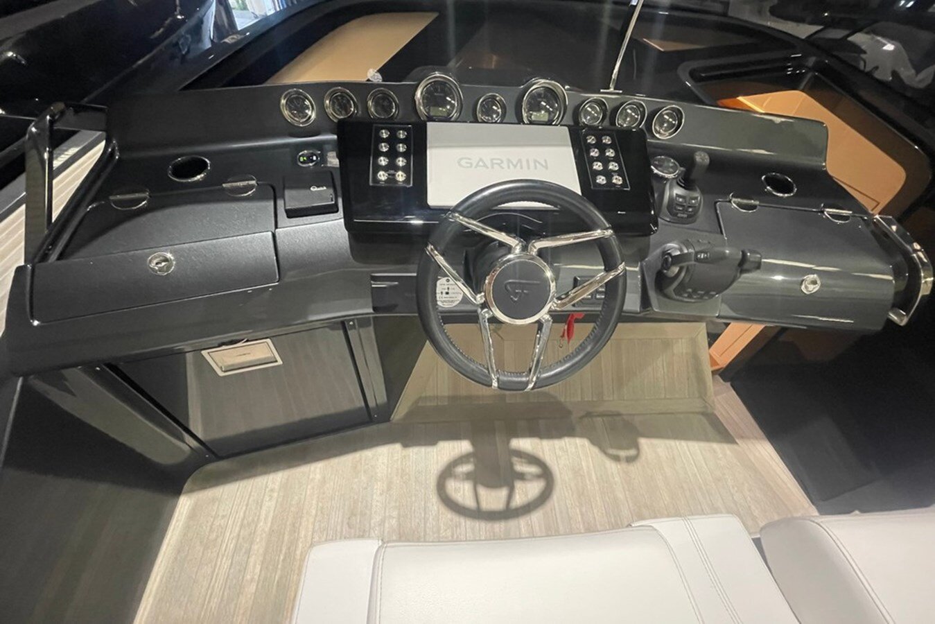 2022-frauscher-43-4-8b8c0b