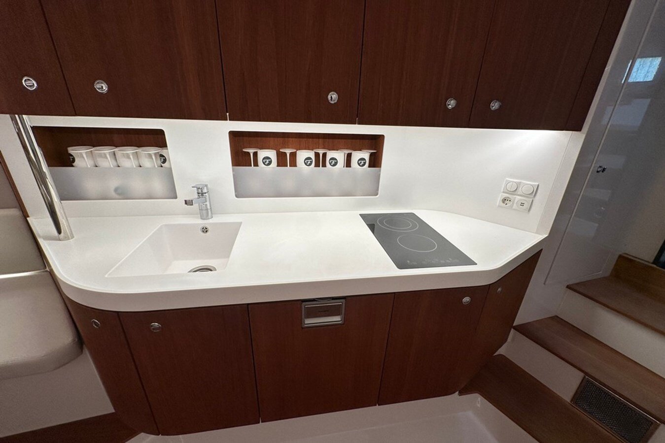 2022-frauscher-43-4-8b8c0b