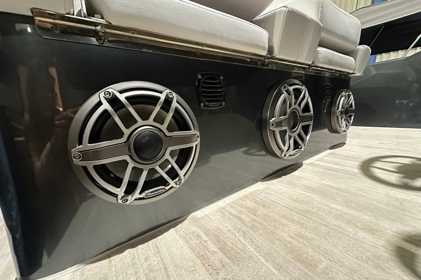 2022-frauscher-43-4-8b8c0b