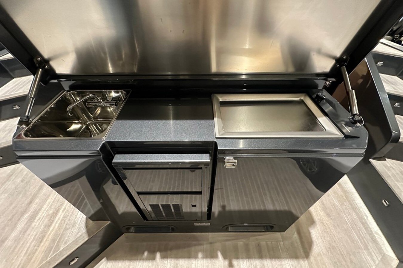 2022-frauscher-43-4-8b8c0b