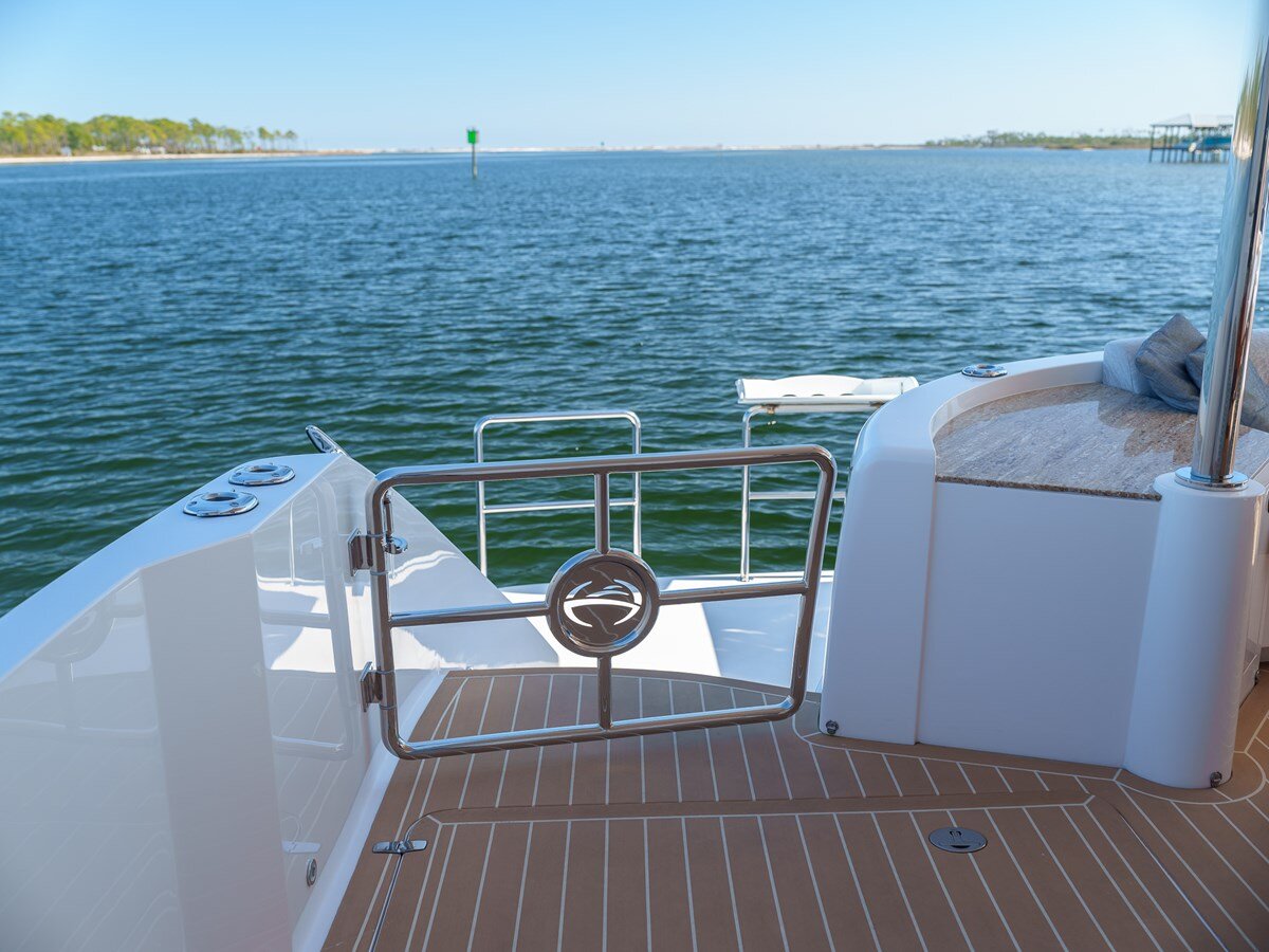 2022-horizon-65-447ccc