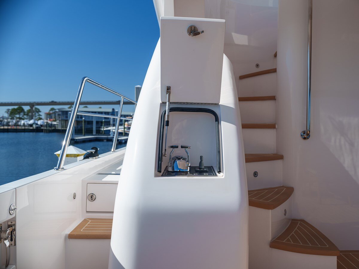 2022-horizon-65-447ccc