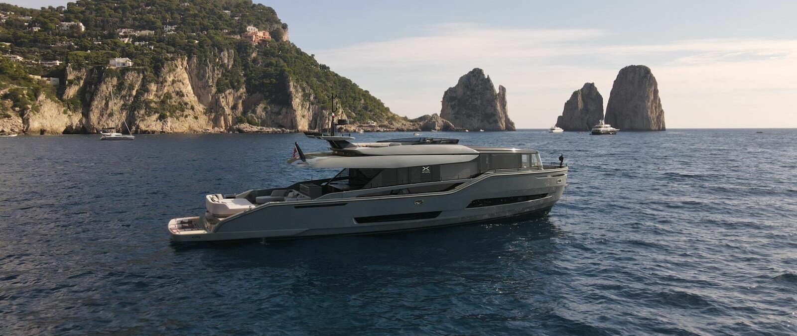 2022-isa-yachts-79-9-ac2280