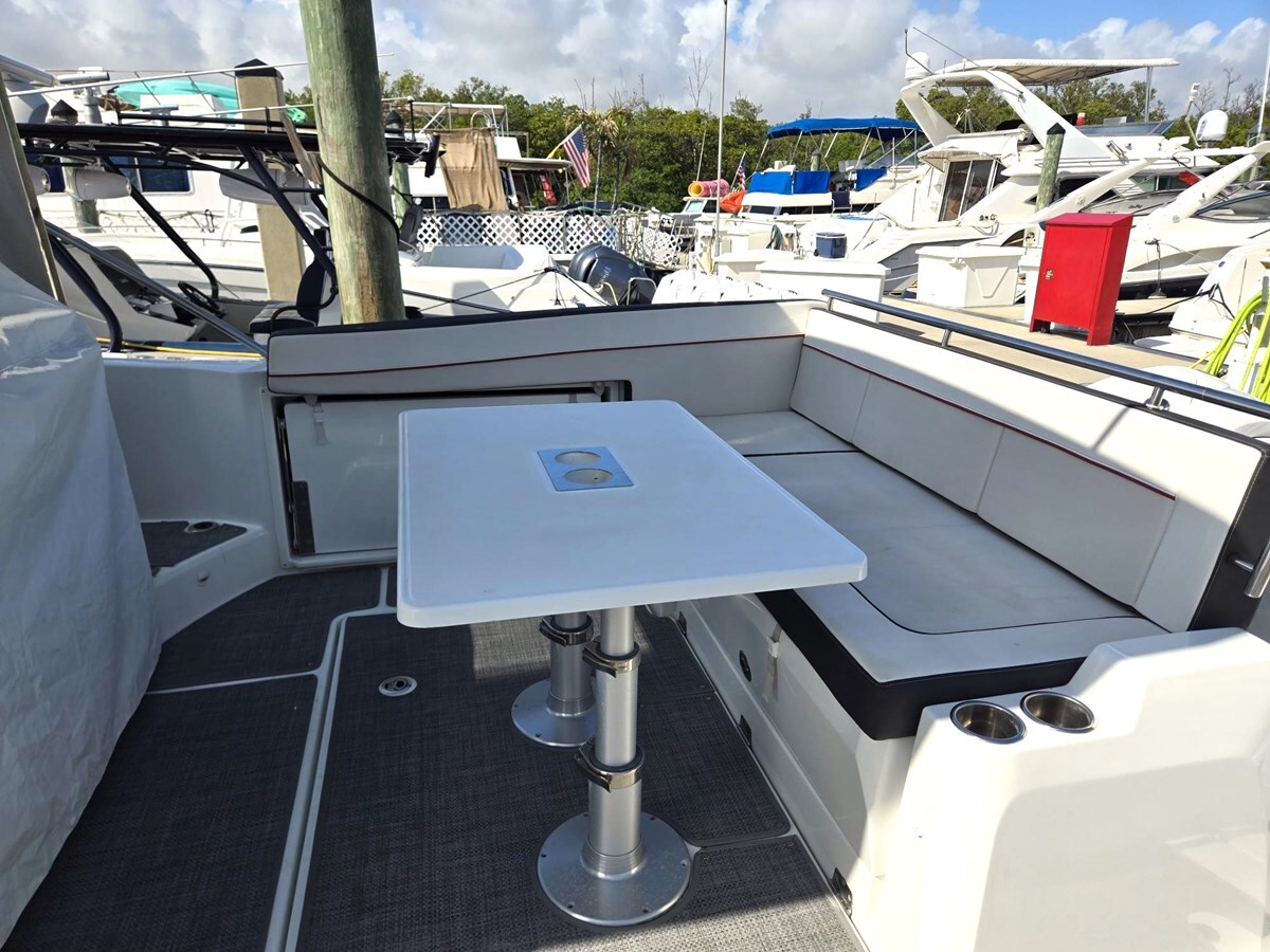 2022-jeanneau-35-10-81c20d