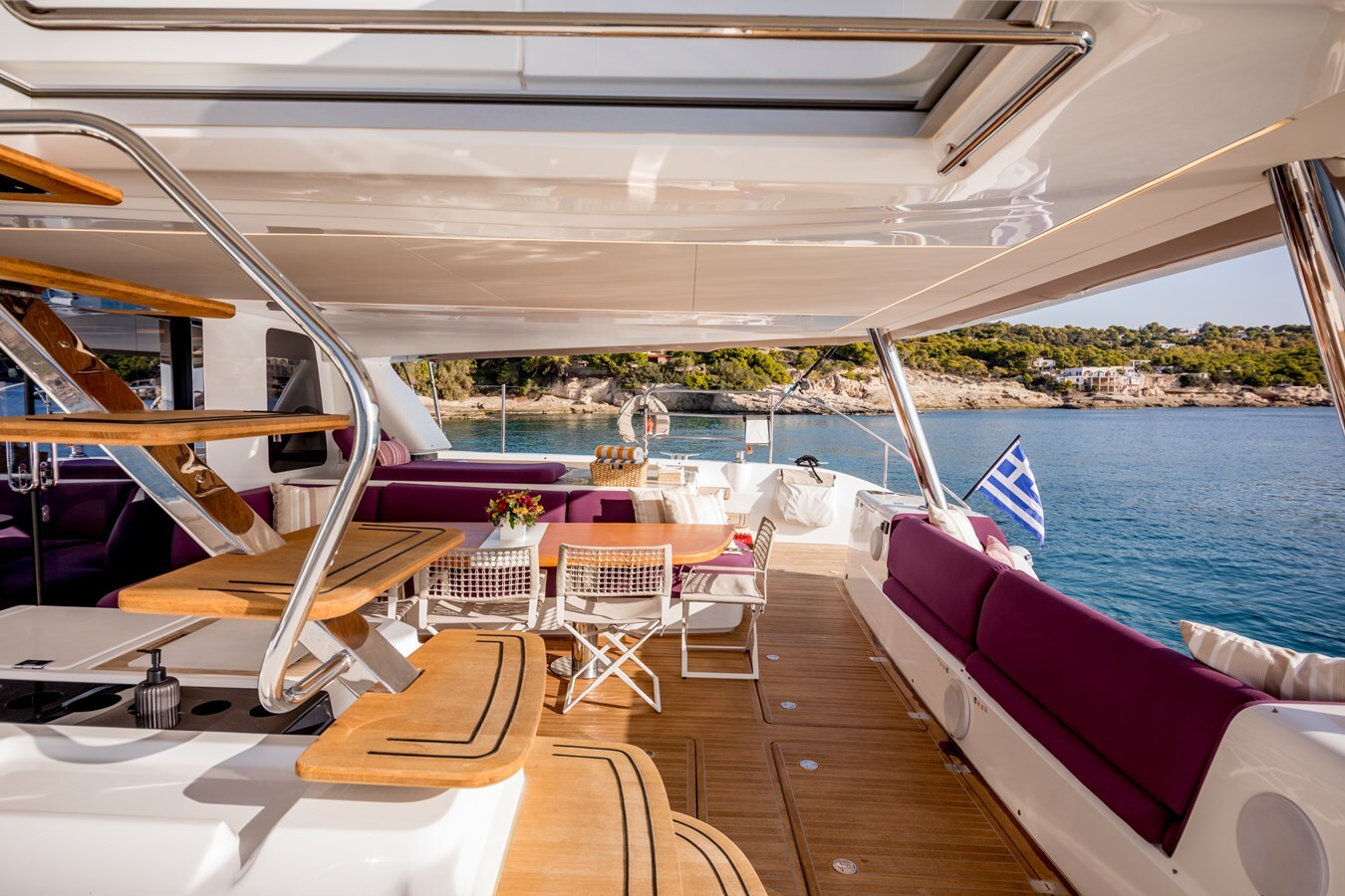 2022-lagoon-67-6-5ab31c