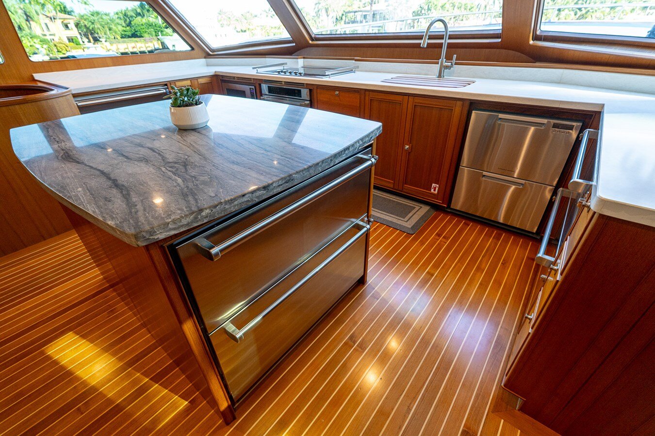 2022-marlow-yachts-102-48a699