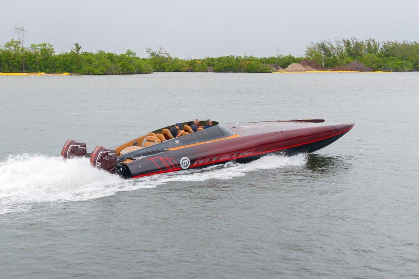 2022-mystic-powerboats-inc-40-7bb626