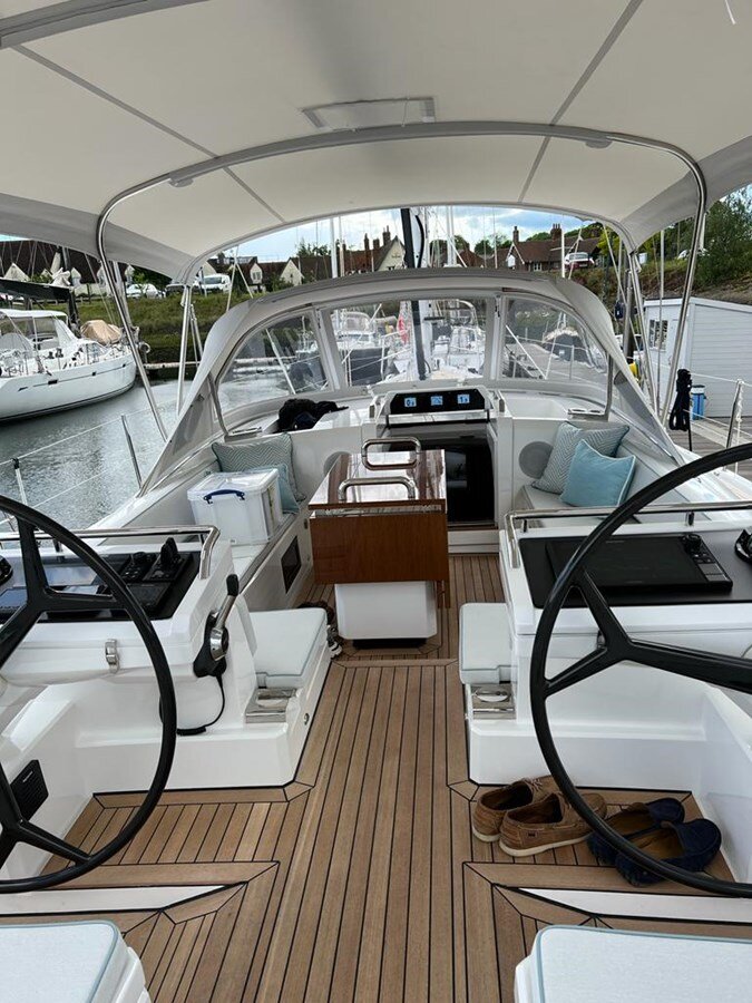 2022-oyster-59-5-e0d2ee