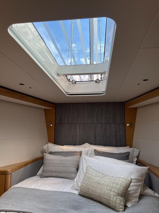 2022-oyster-59-5-e0d2ee