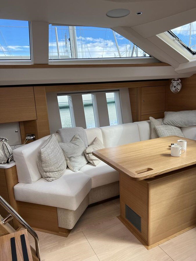 2022-oyster-59-5-e0d2ee