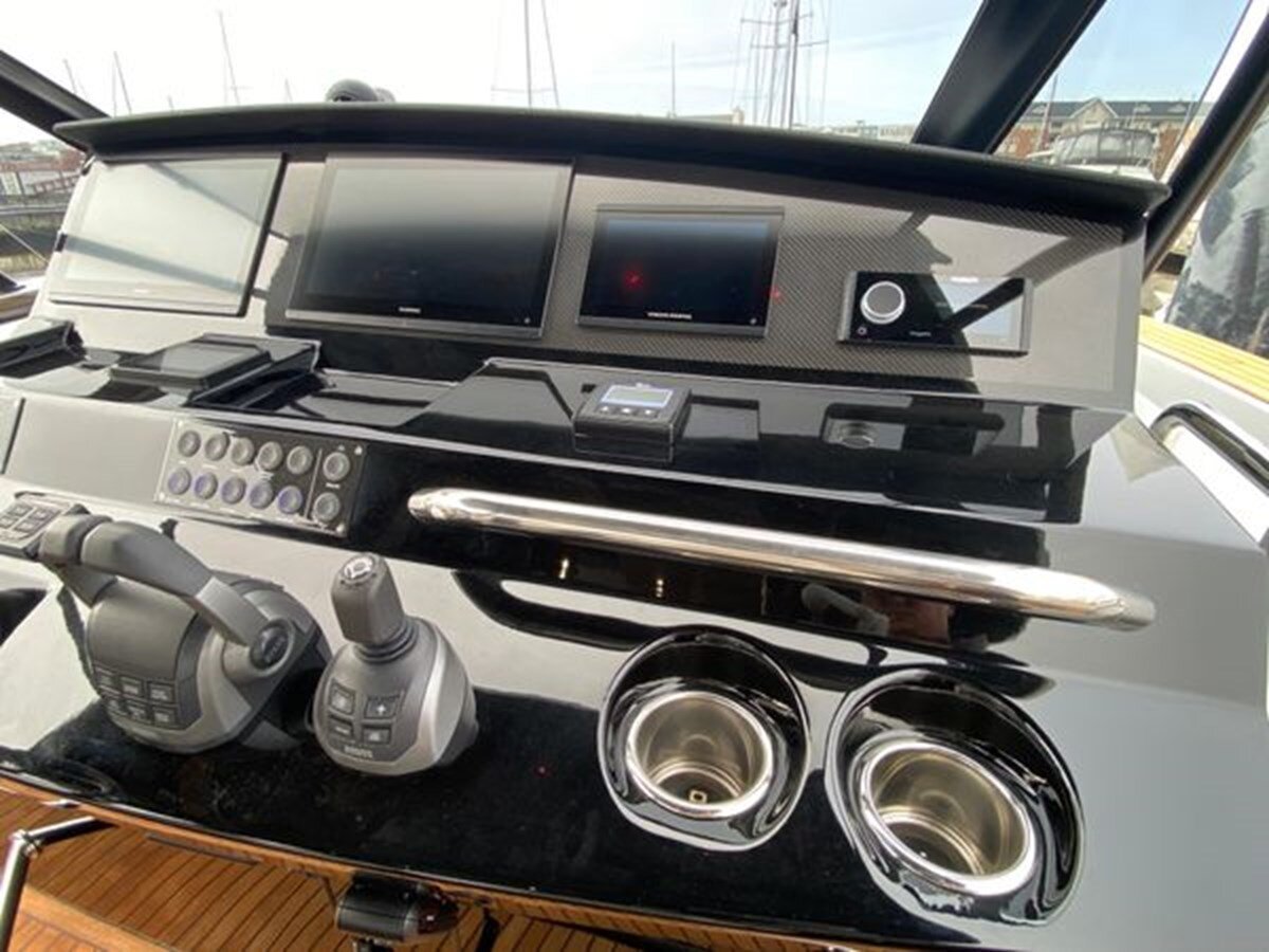 2022-pardo-yachts-43-3c32c2