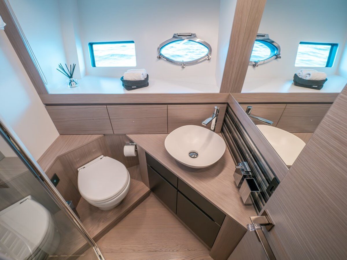 2022-pershing-83-10-15ca63