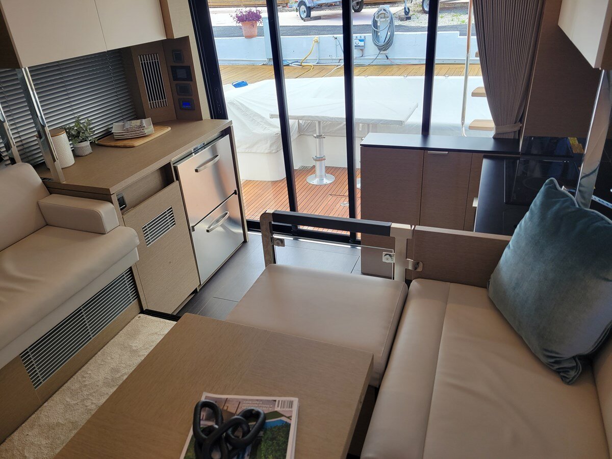 2022-prestige-42-10-8d1491