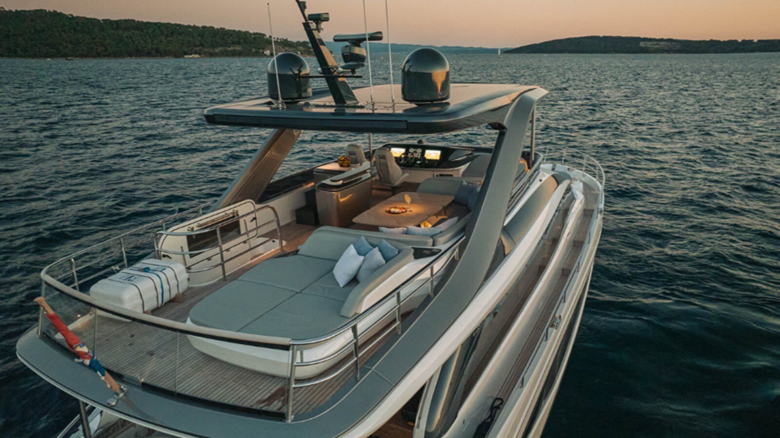 2022 PRINCESS YACHTS 74' 11