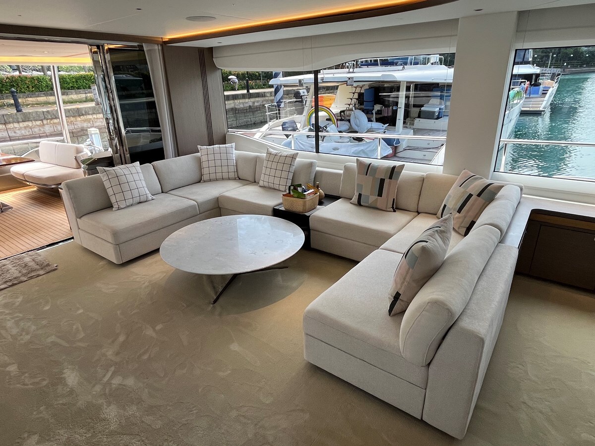 2022-princess-yachts-86-1-907283