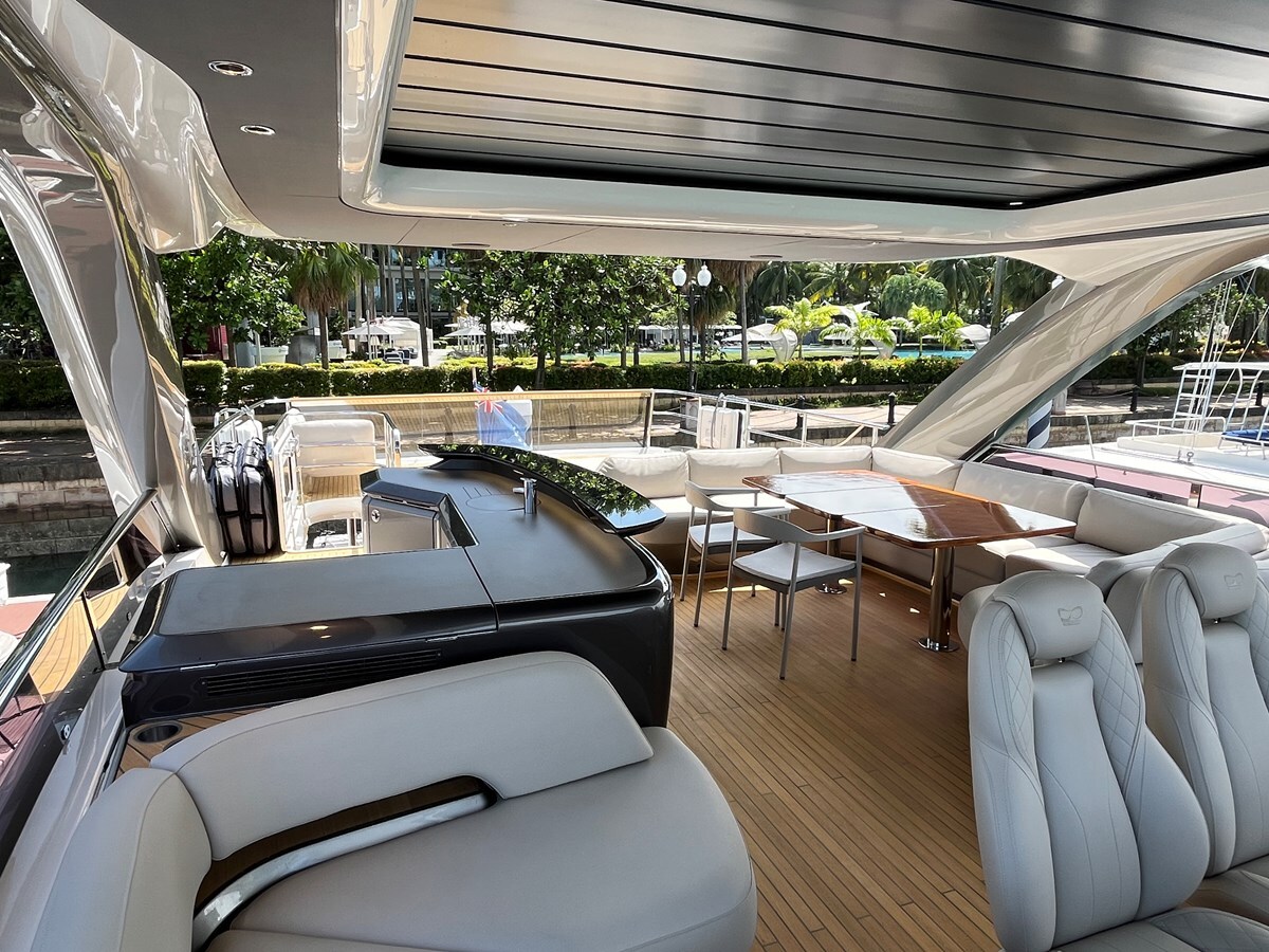 2022-princess-yachts-86-1-907283