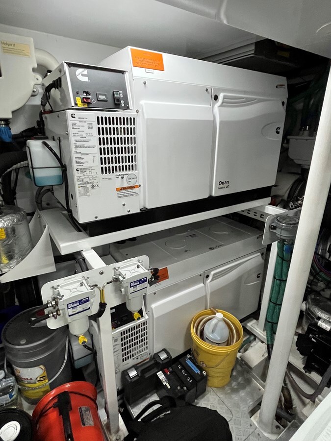 2022-princess-yachts-86-1-907283