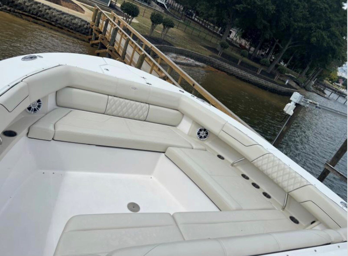 2022-regal-38-35e358