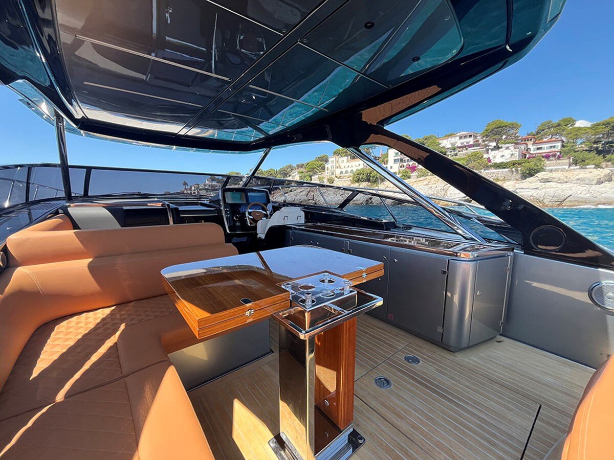 2022-riva-56-8-79f191