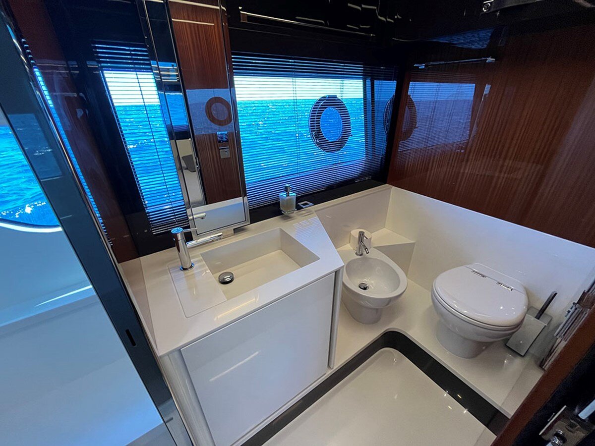 2022-riva-56-8-79f191