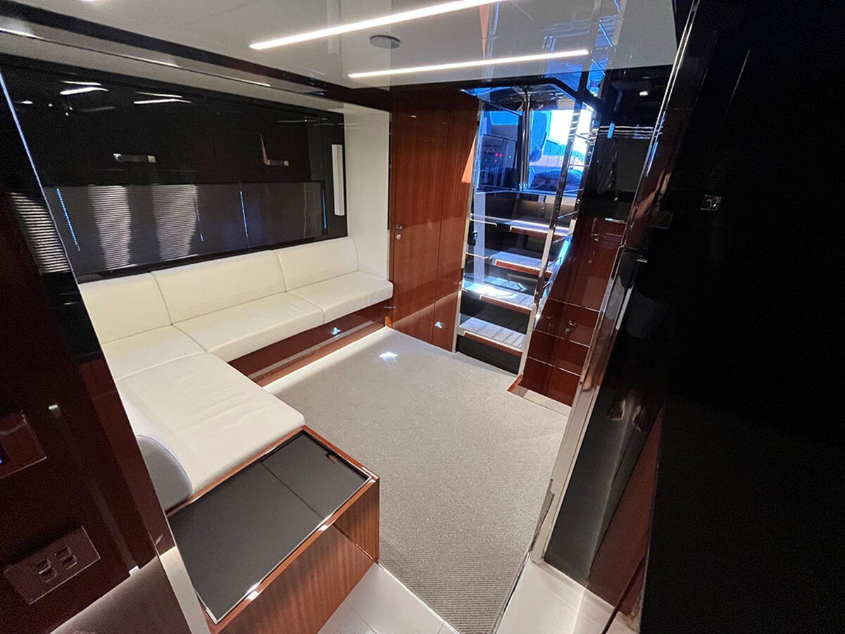 2022-riva-56-8-79f191