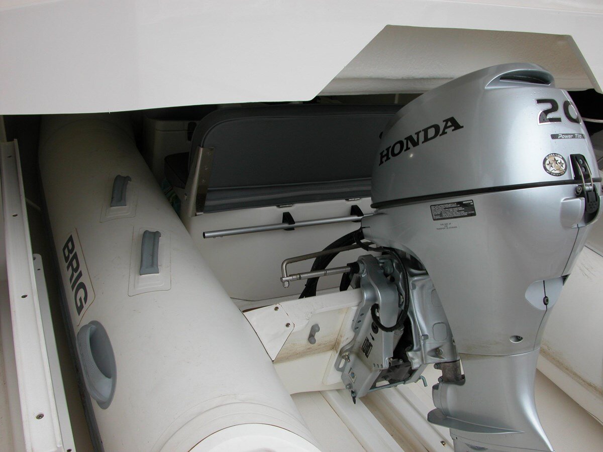 2022-riviera-57-3-e87378