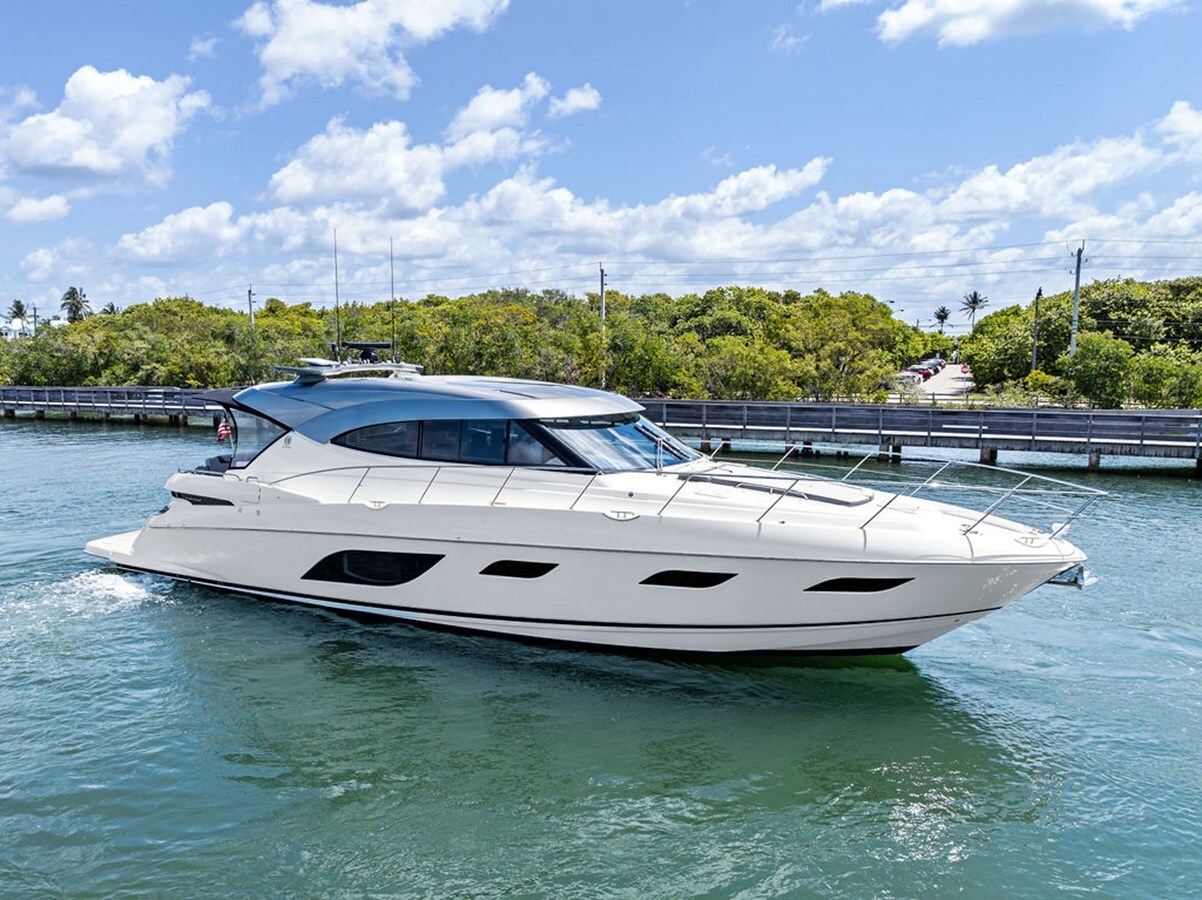 2022-riviera-60-242c98