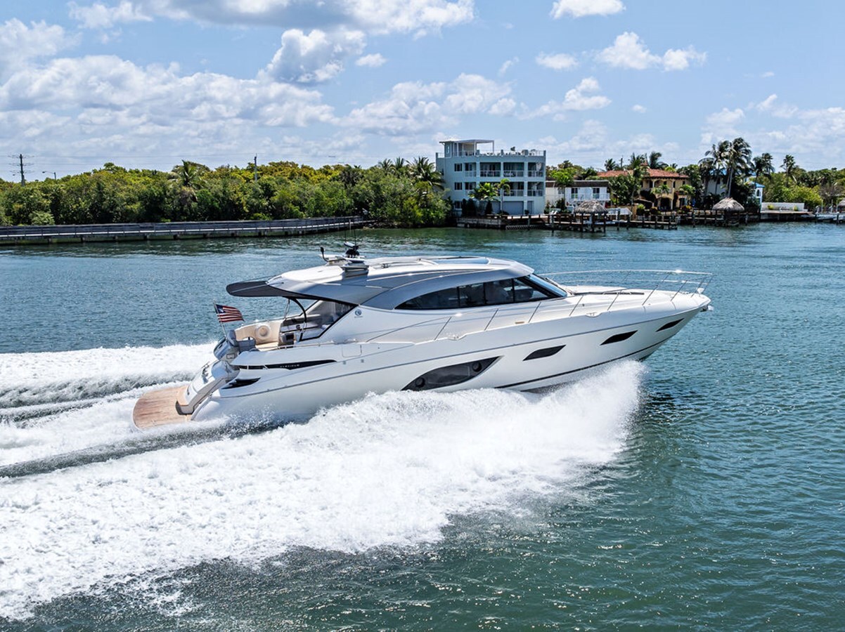2022-riviera-60-242c98