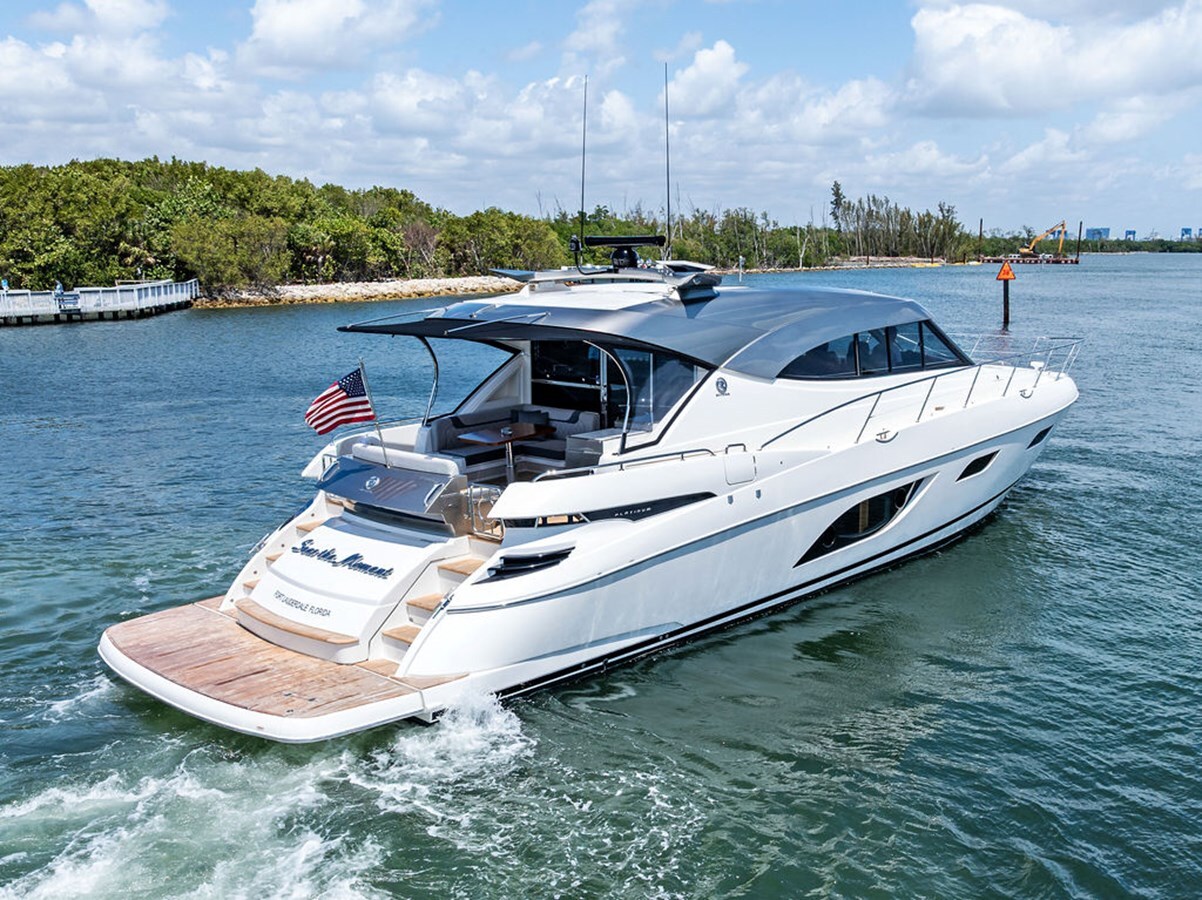 2022-riviera-60-242c98