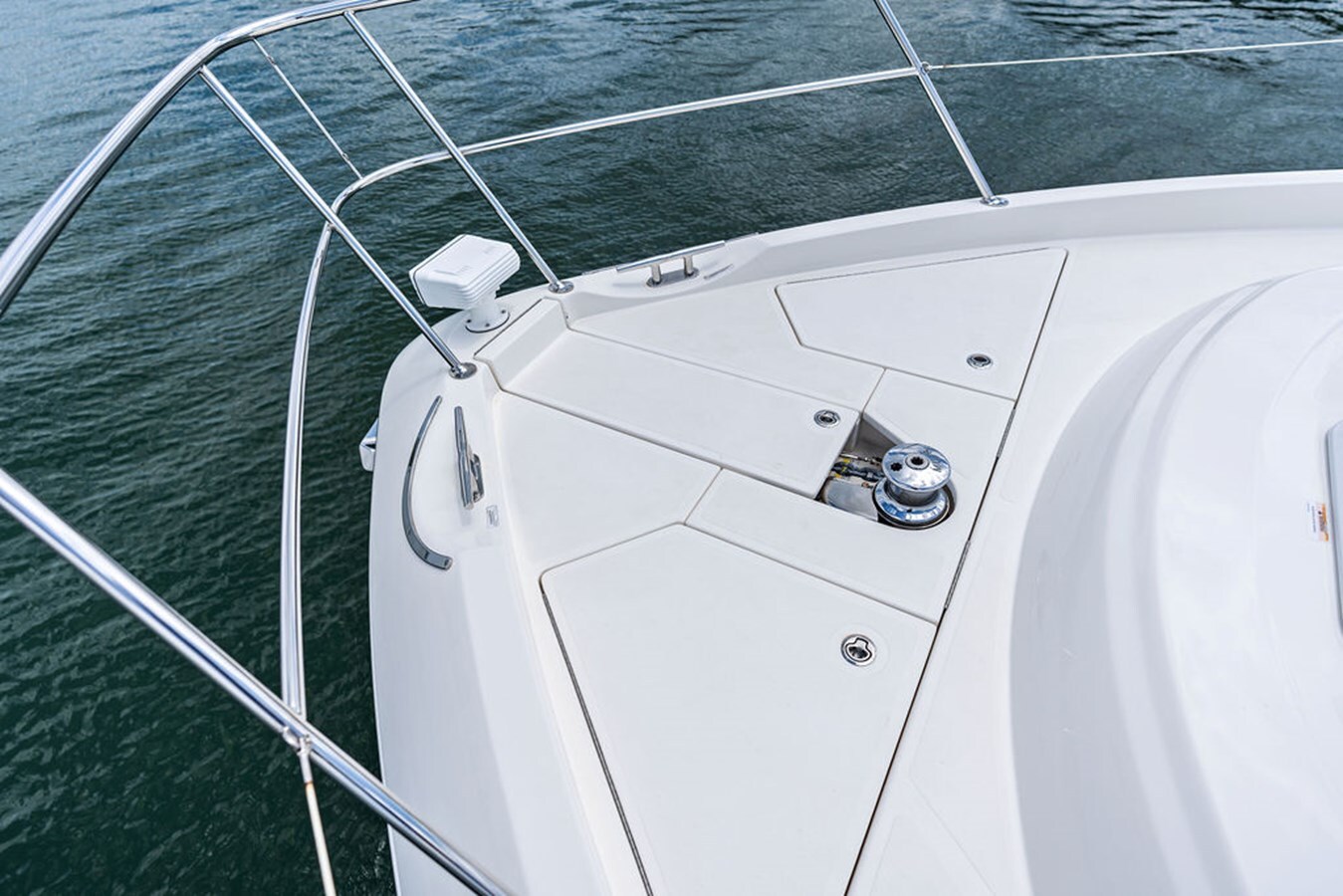 2022-riviera-60-242c98