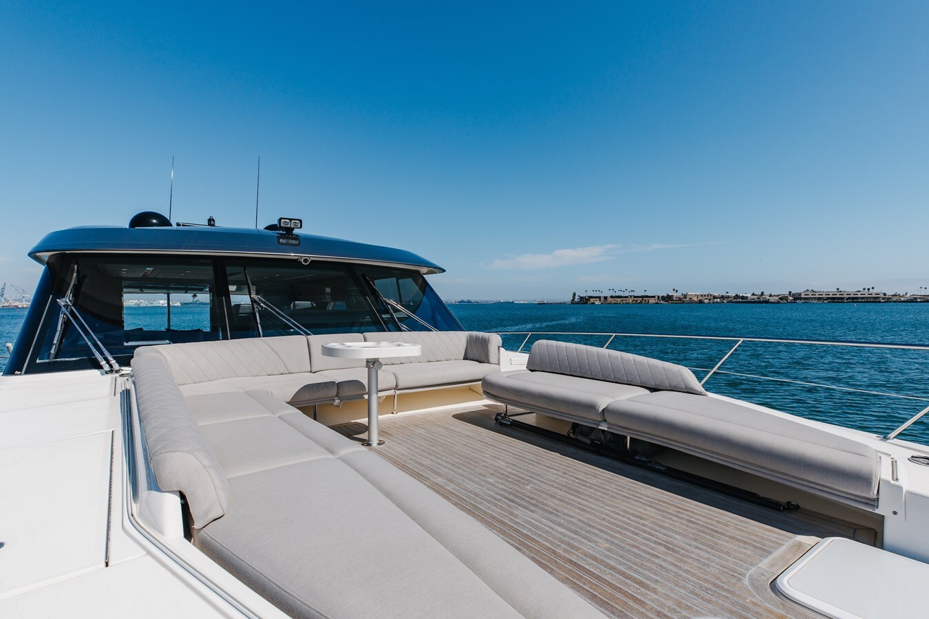 2022-riviera-64-08744b